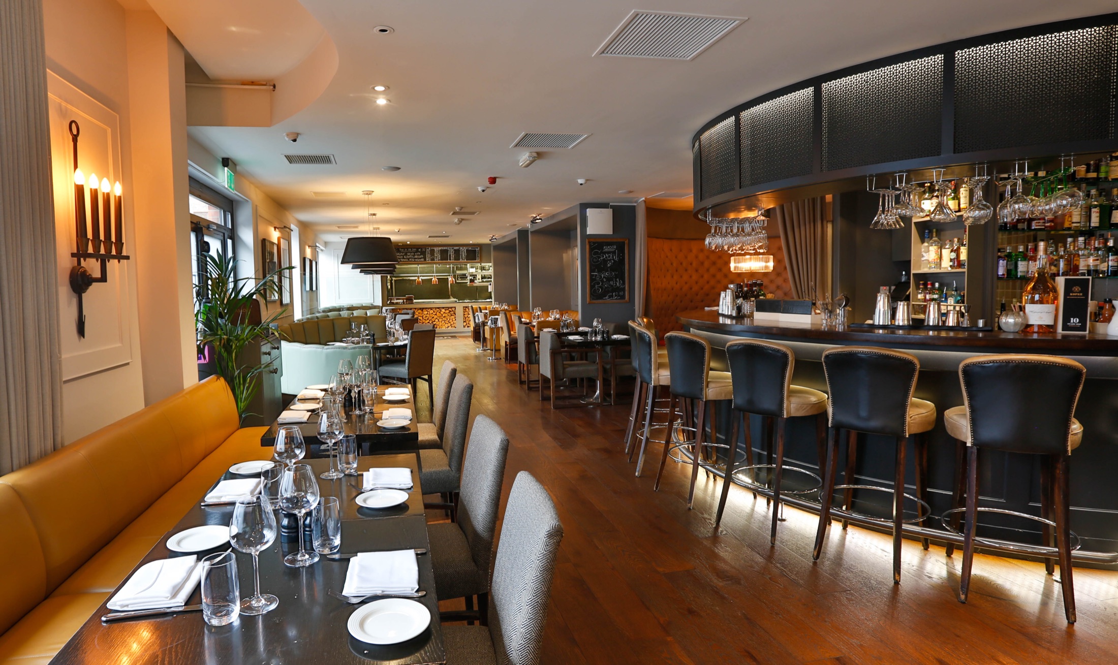 The dining room at Asador Haddington Road